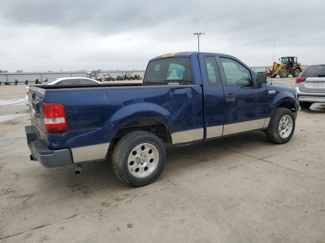 2007 Ford F-150 VIN 1FTRF12277KB30916 Copart auction photo, front end / side damage thumbnail 3