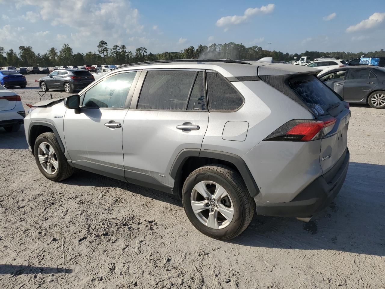 2020 Toyota RAV 4 VIN 2T3LWRFV3LW070563 Copart auction photo, front end damage thumbnail 2