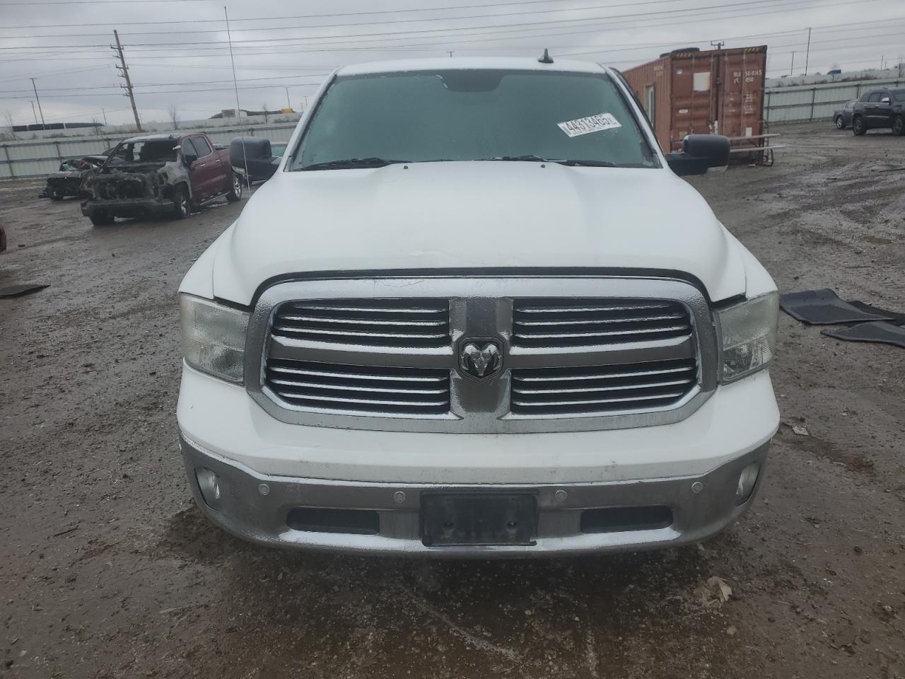 2017 RAM 1500 VIN 3C6RR7LT9HG593352 Copart auction photo, side / minor dent/scratches damage thumbnail 5