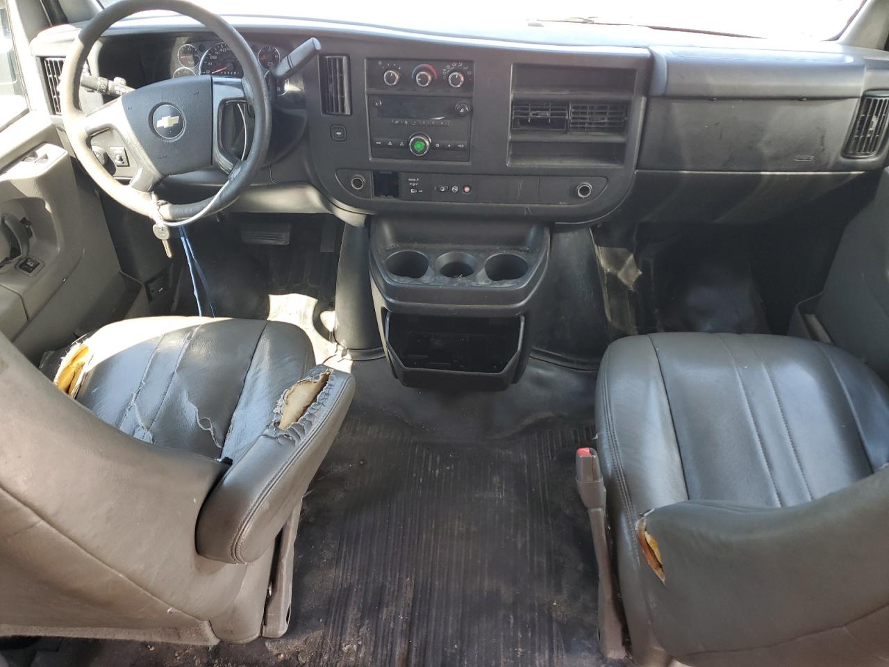2014 Chevrolet Express VIN 1GCWGFFA9E1189189 Copart auction photo, front end damage thumbnail 8