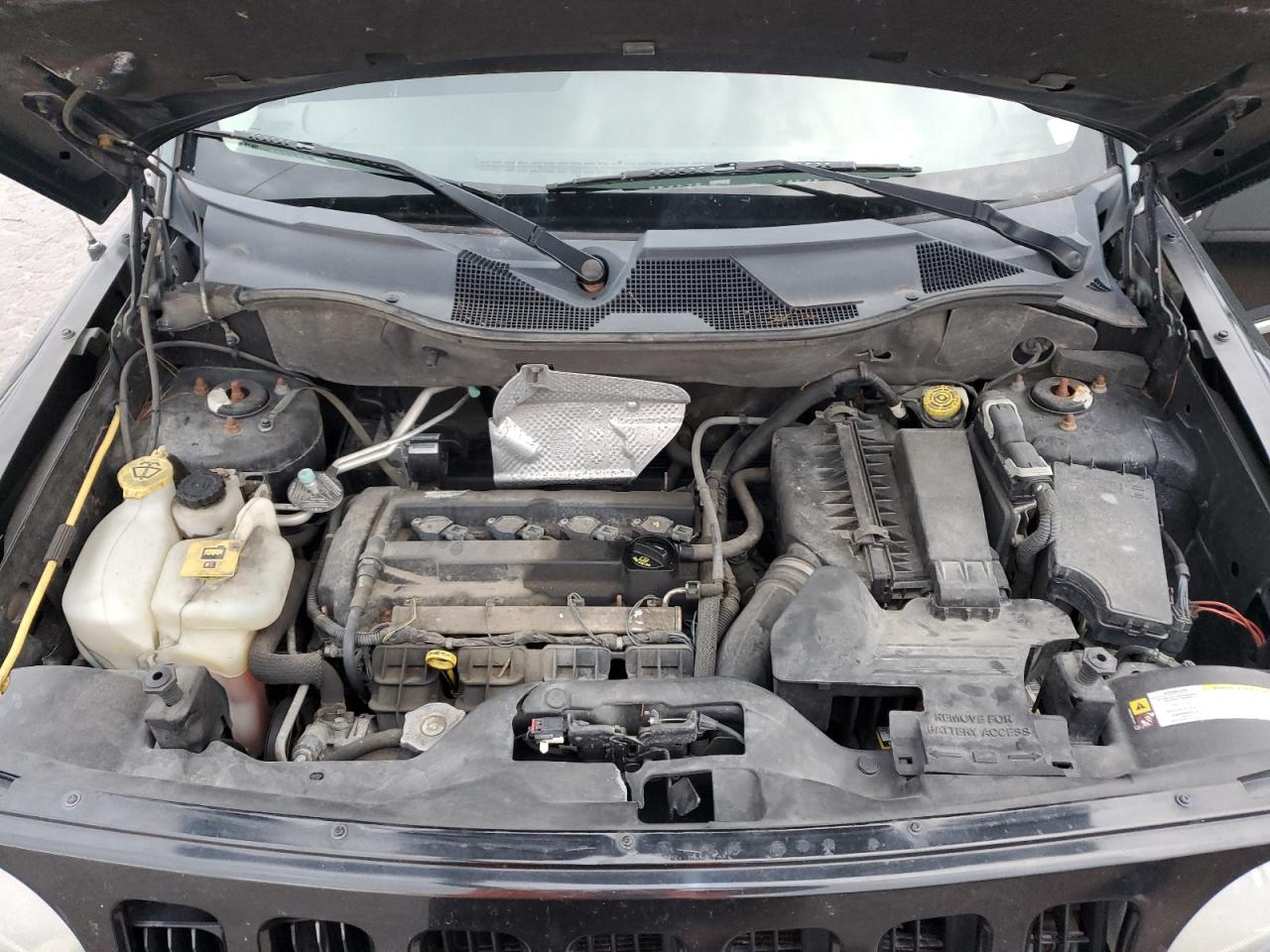 2010 Jeep Liberty (Patriot) VIN 1J4NT1GA8AD625784 Copart auction photo, minor dent/scratches damage thumbnail 12