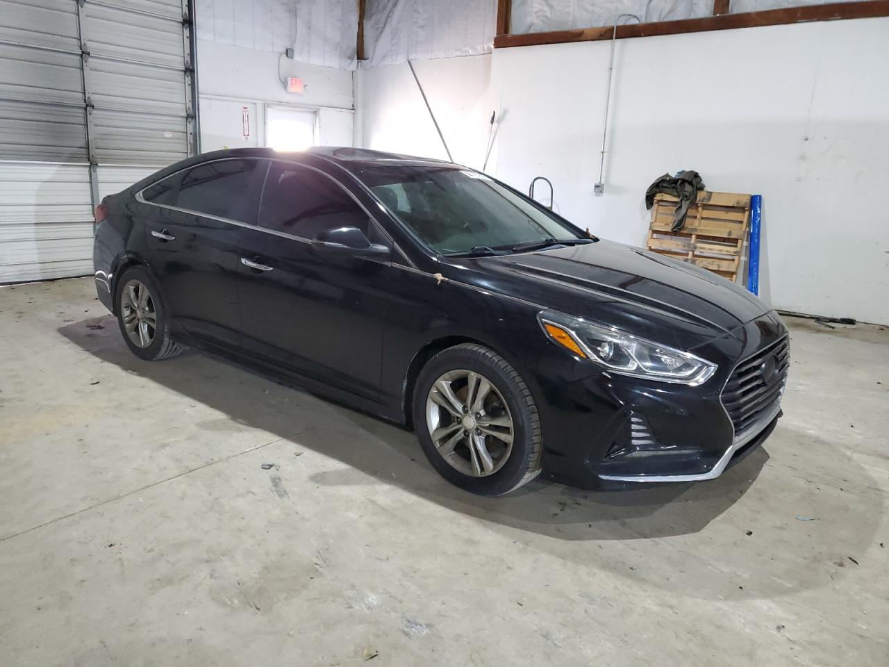2018 Hyundai Sonata VIN 5NPE34AF6JH657543 Copart auction photo, top/roof / front end damage thumbnail 4