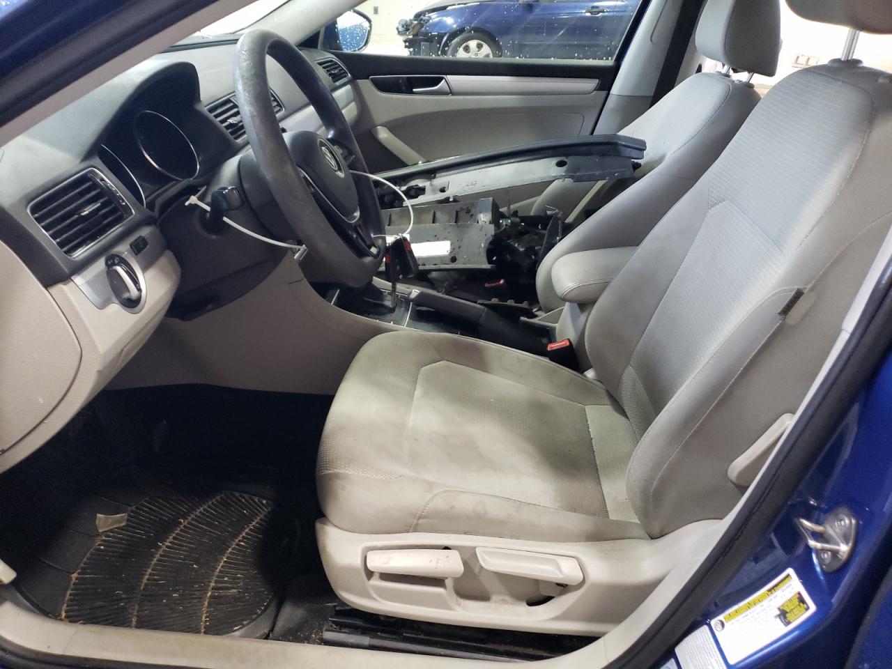 2016 Volkswagen Passat VIN 1VWAT7A37GC018546 Copart auction photo, front end damage thumbnail 7