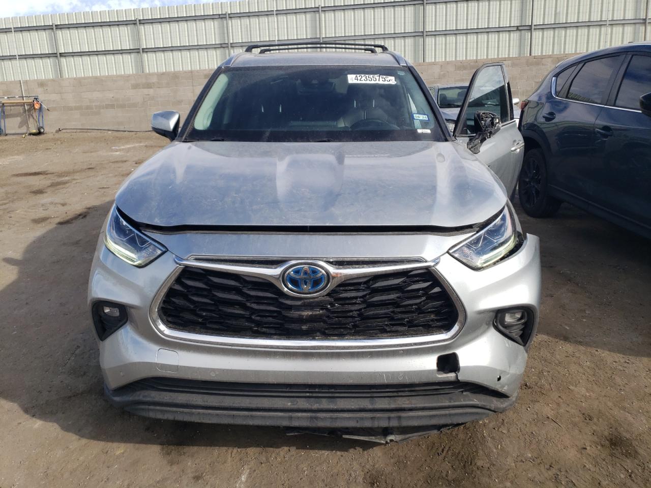 2021 Toyota Highlander VIN 5TDXBRCH6MS521645 Copart auction photo, all over damage thumbnail 5