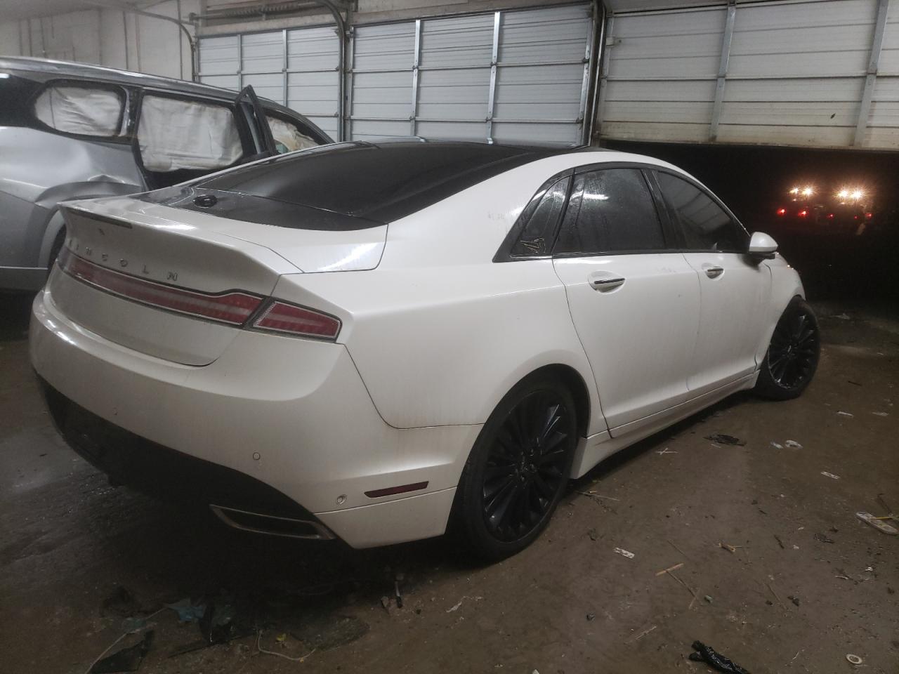 2014 Lincoln MKZ VIN 3LN6L2GK2ER811550 Copart auction photo, side / undercarriage damage thumbnail 3