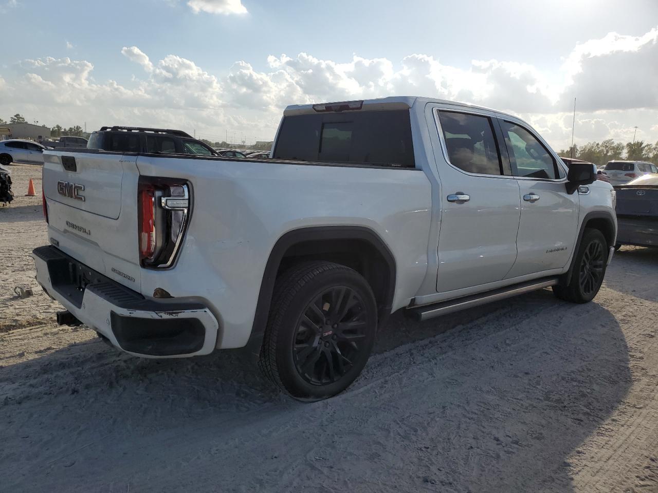 2021 GMC Sierra VIN 1GTU9FET4MZ256611 Copart auction photo, side damage thumbnail 3