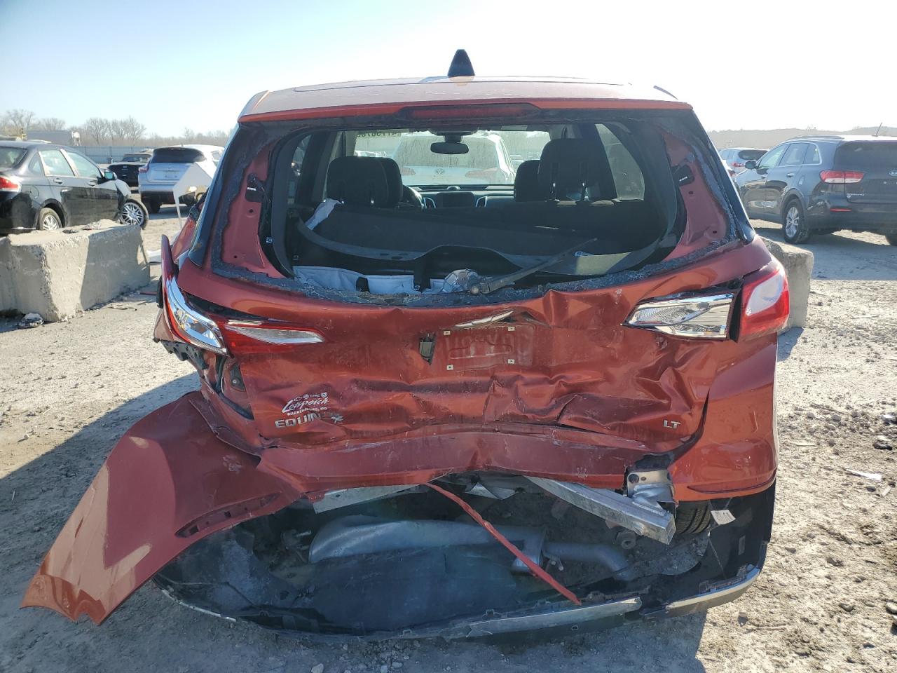 2020 Chevrolet Equinox VIN 2GNAXKEV6L6263340 Copart auction photo, rear end damage thumbnail 6
