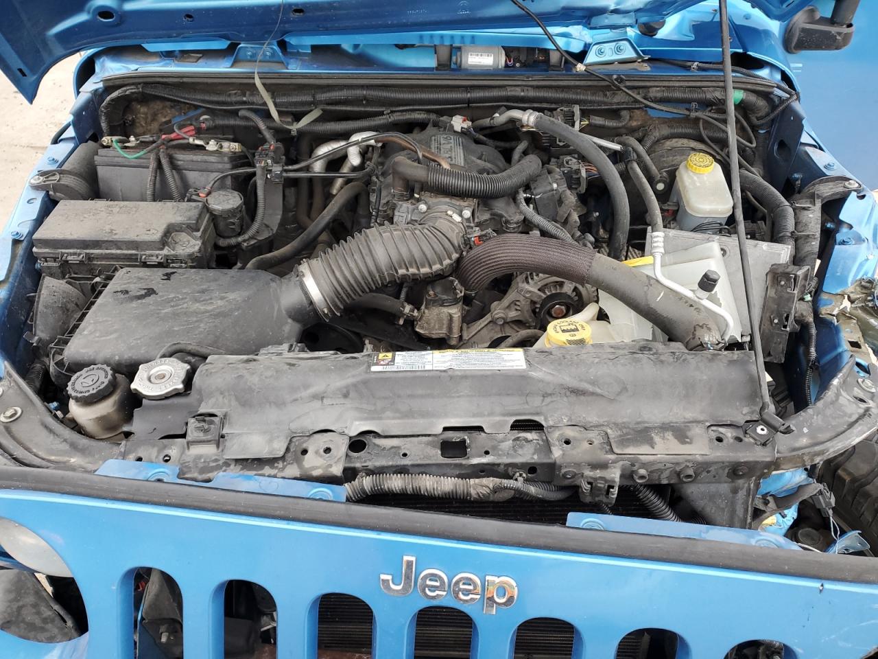 2010 Jeep Wrangler VIN 1J4AA2D12AL173674 Copart auction photo, front end damage thumbnail 11