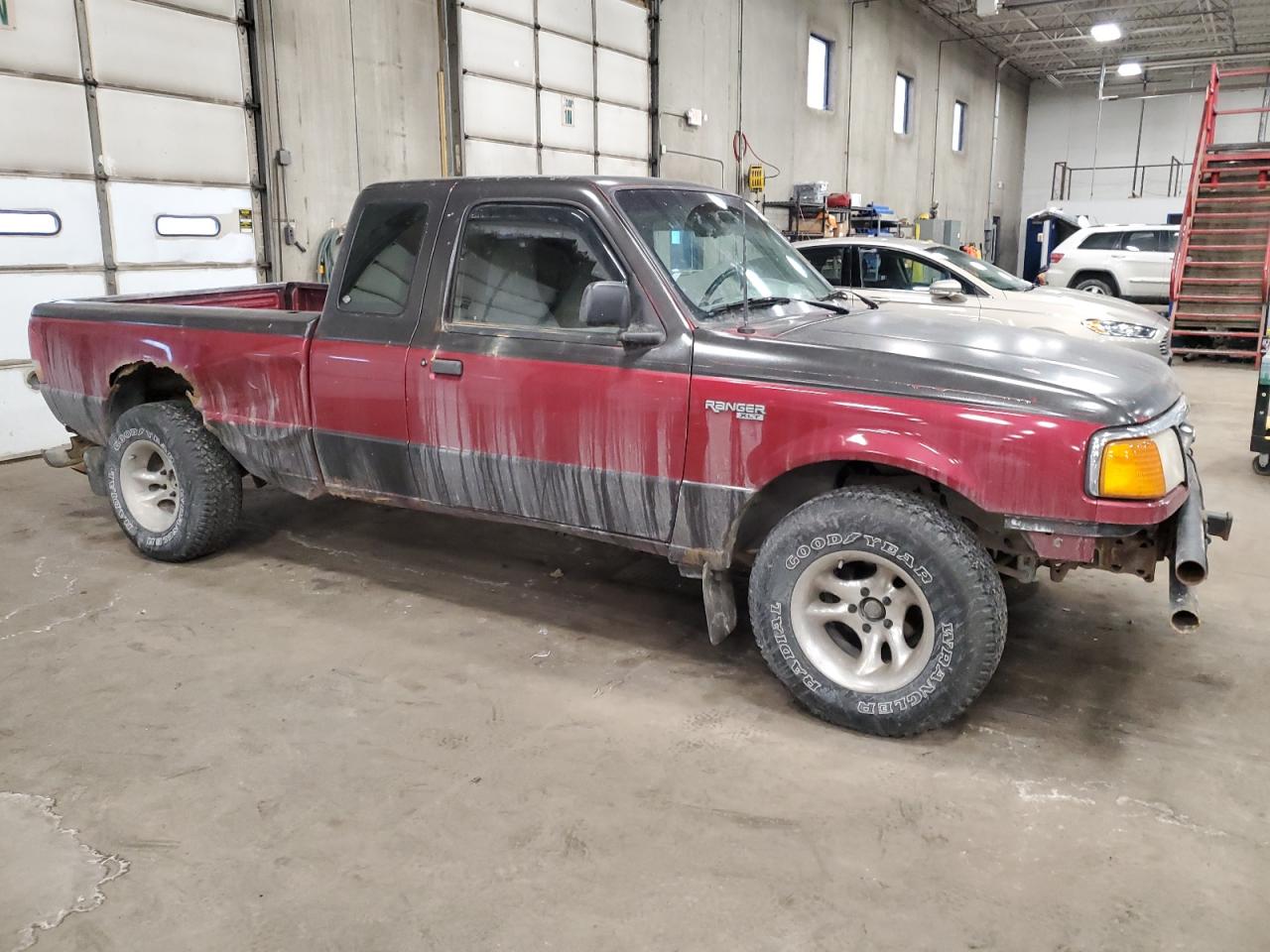 1996 Ford Ranger VIN 1FTCR14A0TPA37542 Copart auction photo, rear end / front end damage thumbnail 4