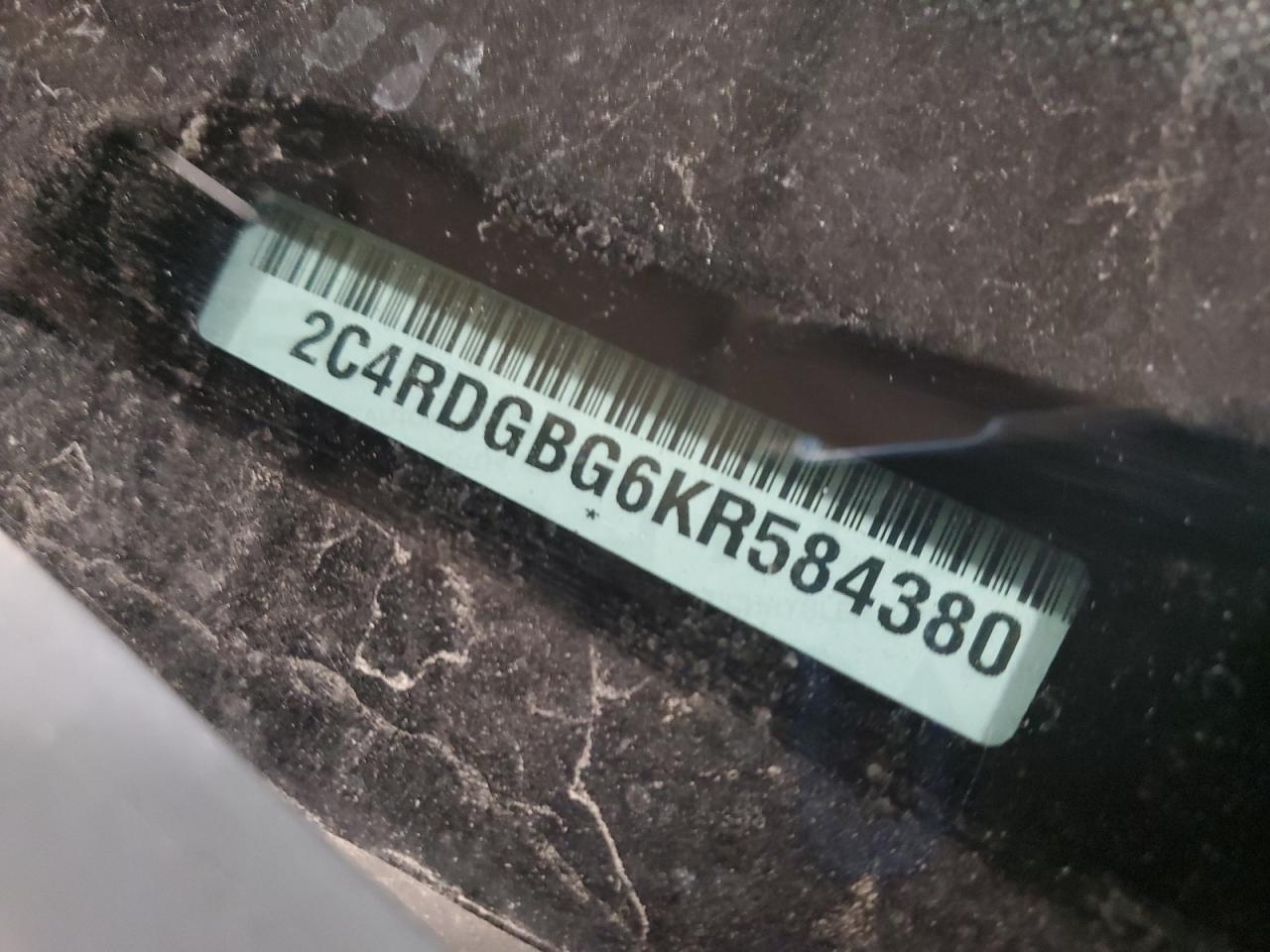 2019 Dodge Caravan VIN 2C4RDGBG6KR584380 Copart auction photo, mechanical / minor dent/scratches damage thumbnail 13