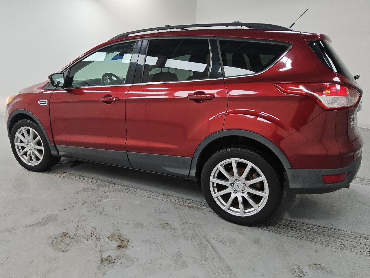 2013 Ford Escape VIN 1FMCU9HX6DUB88654 Copart auction photo, side / minor dent/scratches damage thumbnail 2