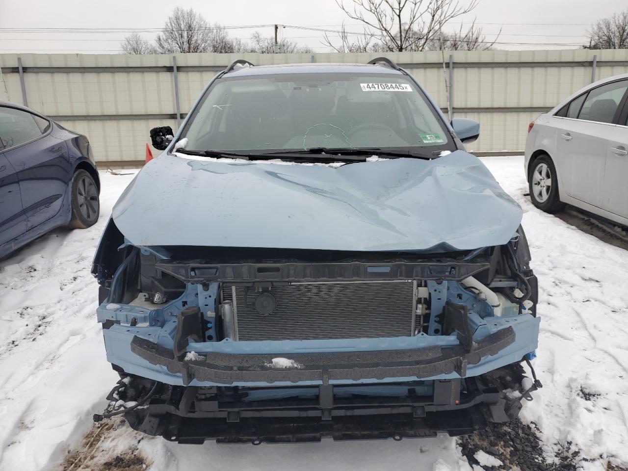 2019 Subaru XV VIN JF2GTAECXK8233288 Copart auction photo, front end / side damage thumbnail 5