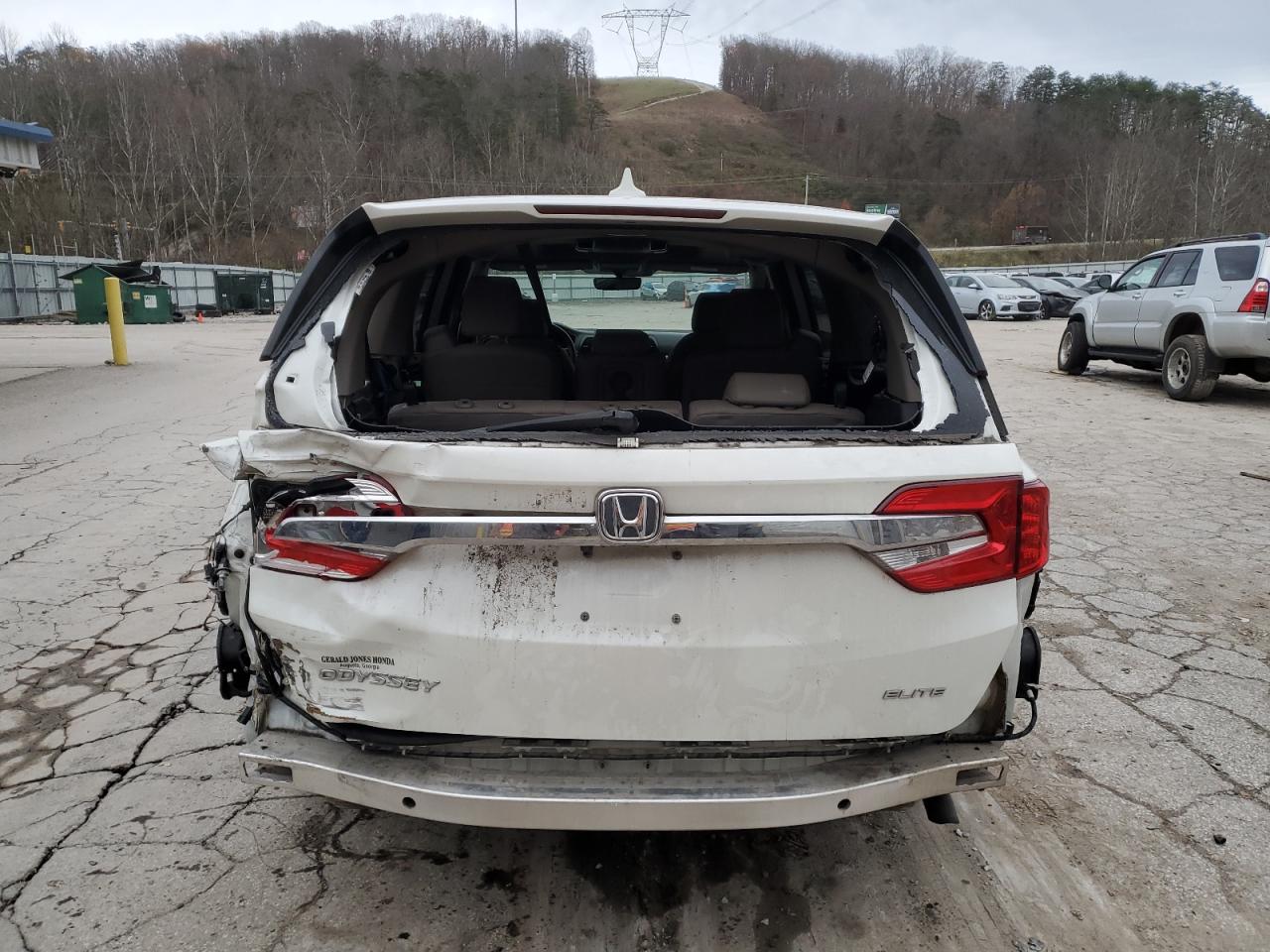 2018 Honda Odyssey VIN 5FNRL6H93JB046316 Copart auction photo, rear end damage thumbnail 6