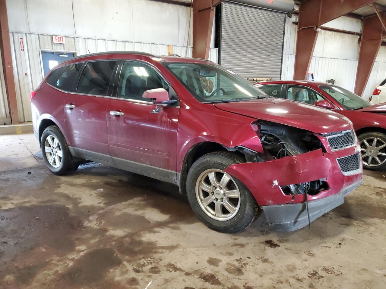 2010 Chevrolet Traverse VIN 1GNLRGED8AJ254212 Copart auction photo, front end / side damage thumbnail 4