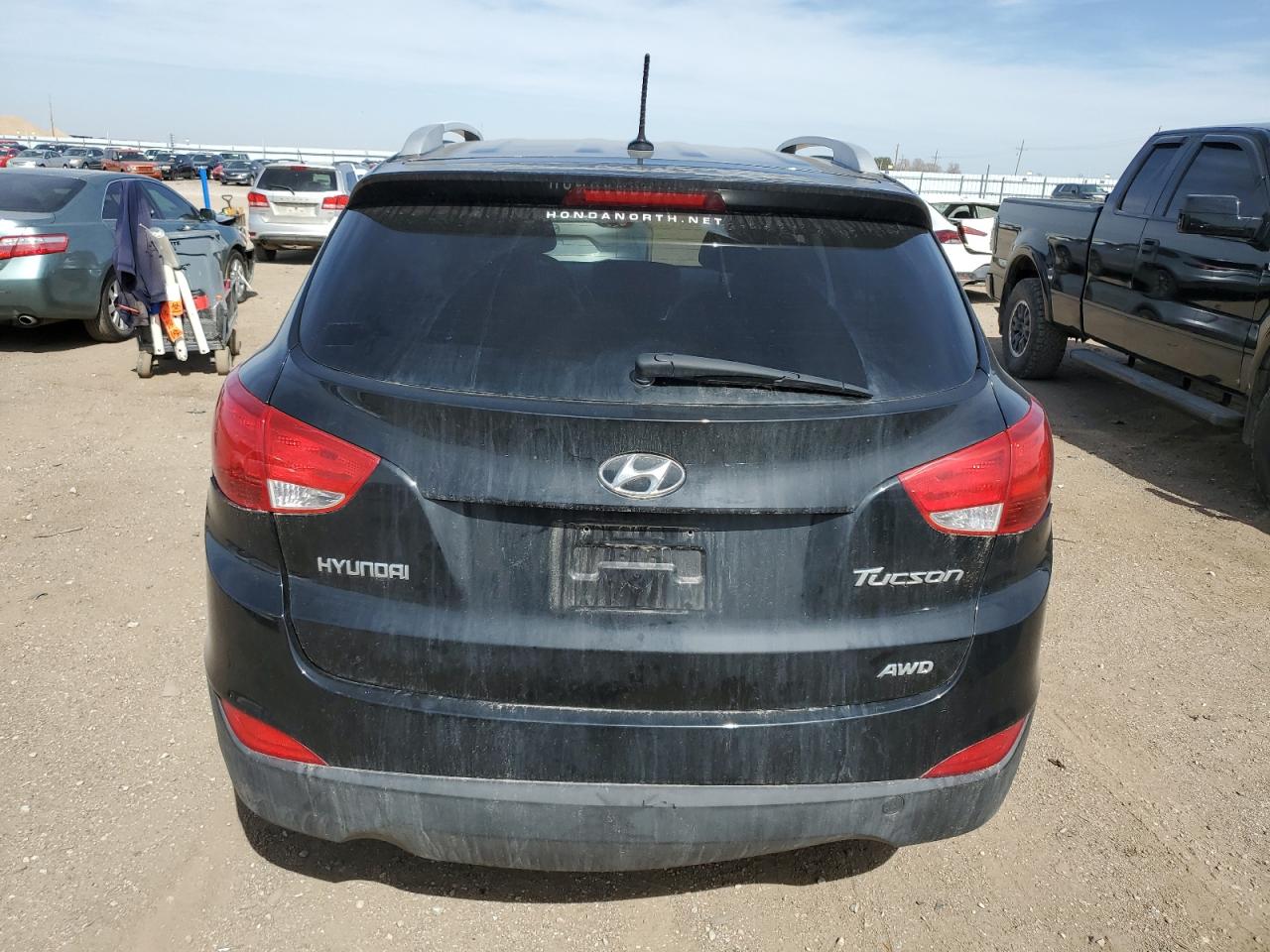 2011 Hyundai Tucson VIN KM8JUCAC1BU243956 Copart auction photo, rear end / hail damage thumbnail 6