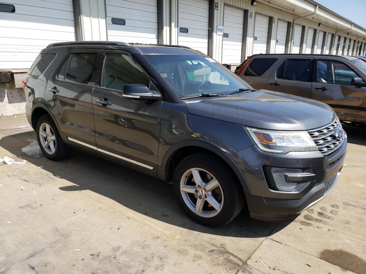 2017 Ford Explorer VIN 1FM5K8D82HGB05409 Copart auction photo, rear end damage thumbnail 4