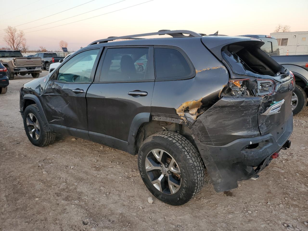 2014 Jeep Cherokee VIN 1C4PJMBS9EW160643 Copart auction photo, all over damage thumbnail 2