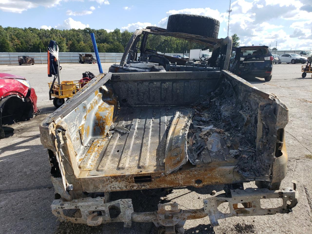 2021 Jeep Gladiator VIN 1C6HJTAGXML575473 Copart auction photo, burn damage thumbnail 6