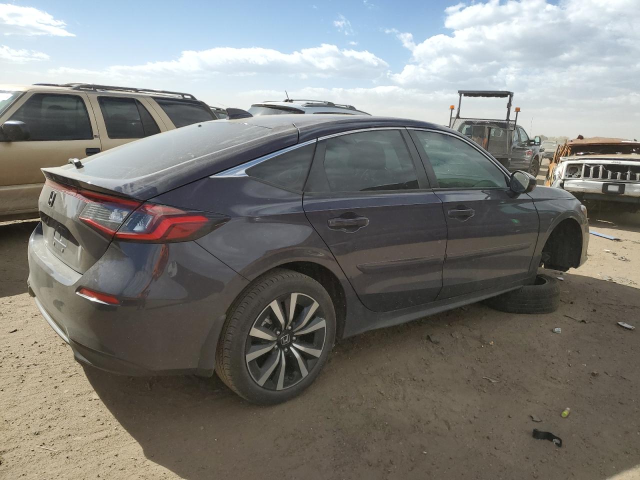 2024 Honda Civic VIN 19XFL1H74RE003531 Copart auction photo, side / undercarriage damage thumbnail 3