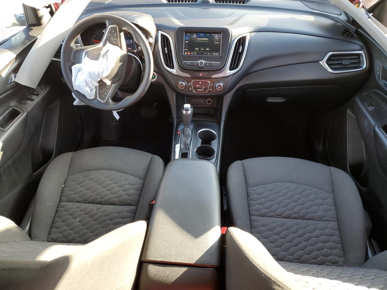 2019 Chevrolet Equinox VIN 2GNAXKEV2K6132078 Copart auction photo, front end / side damage thumbnail 8