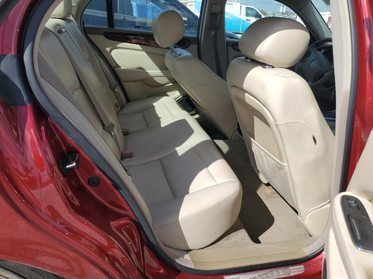 2004 Jaguar XJR VIN SAJWA73B84TG19080 Copart auction photo, normal wear damage thumbnail 10