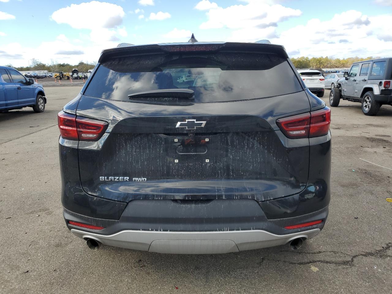2023 Chevrolet Blazer VIN 3GNKBHR45PS132673 Copart auction photo, front end / minor dent/scratches damage thumbnail 6