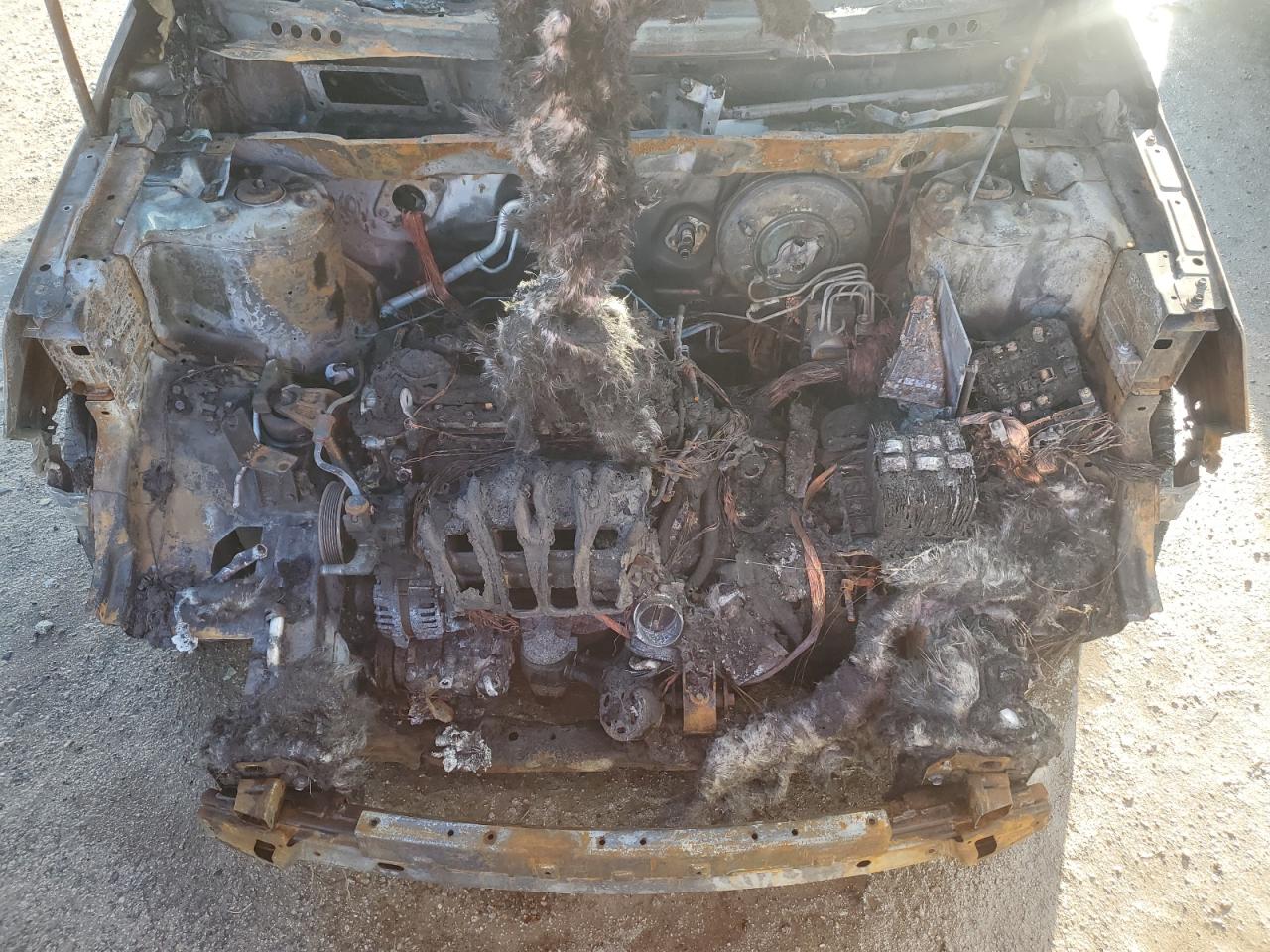 2012 KIA Sorento VIN 5XYKTCA6XCG206445 Copart auction photo, burn - engine / burn - interior damage thumbnail 12