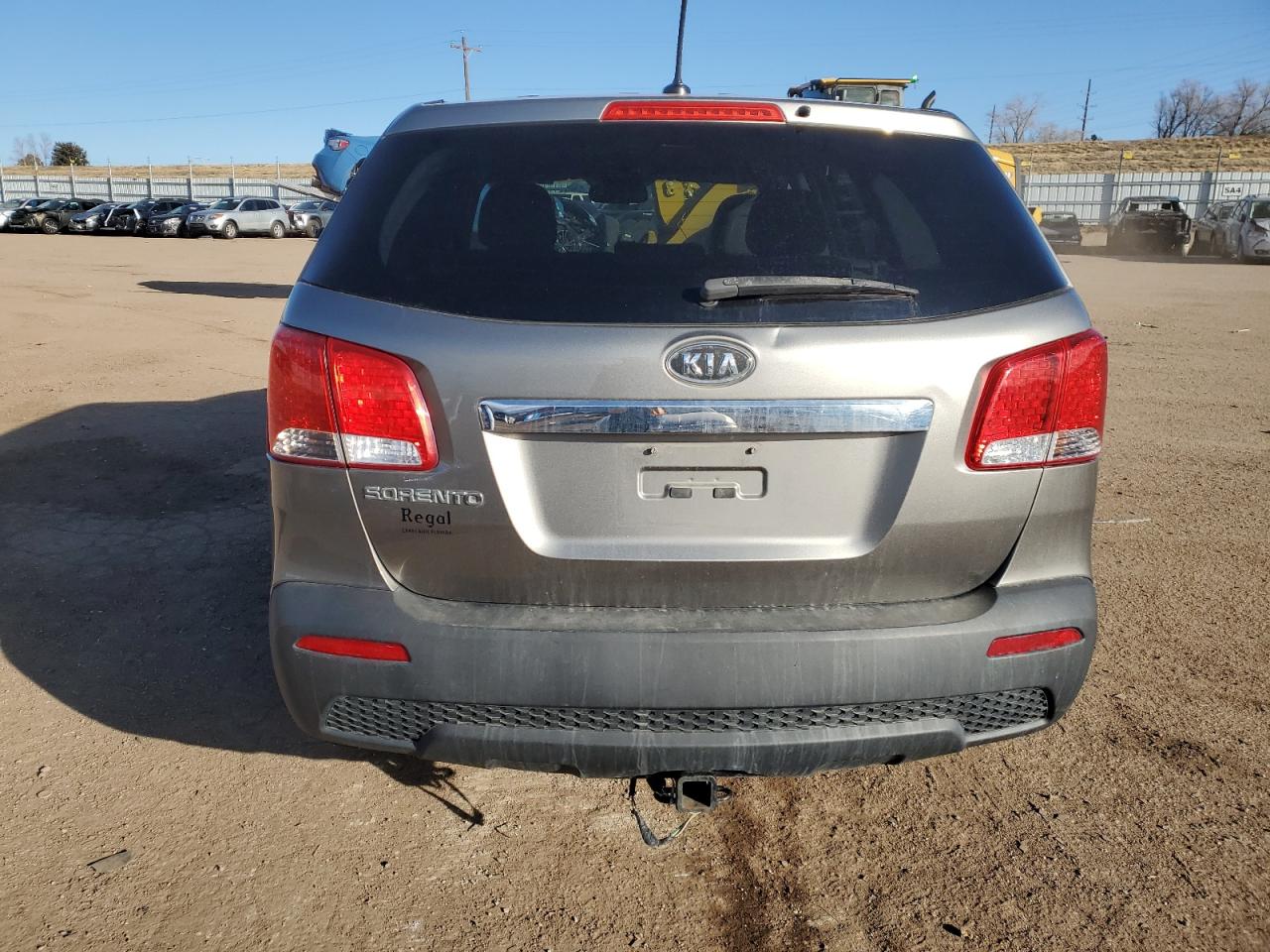2013 KIA Sorento VIN 5XYKT3A14DG360901 Copart auction photo, minor dent/scratches damage thumbnail 6