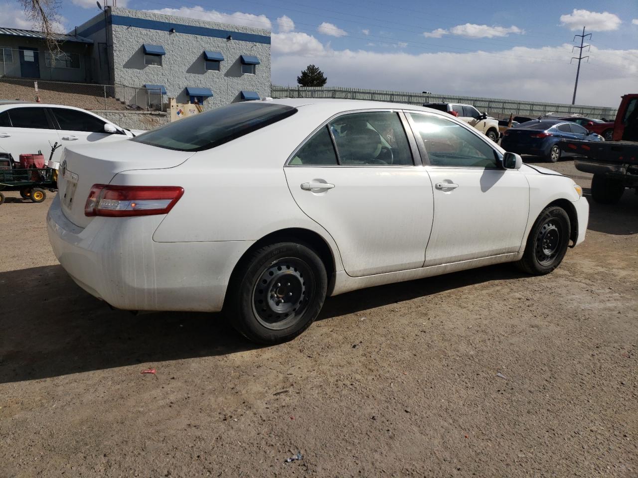 2011 Toyota Camry VIN 4T4BF3EK5BR200596 Copart auction photo, side damage thumbnail 3