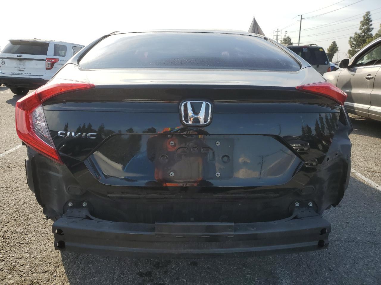 2018 Honda Civic VIN 2HGFC2F52JH588627 Copart auction photo, side / rear end damage thumbnail 6