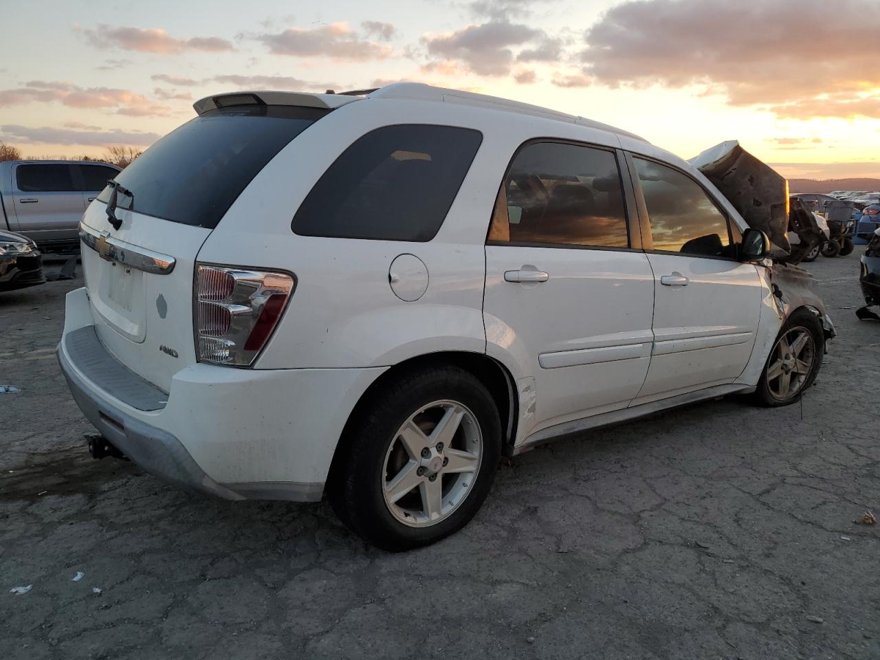 2005 Chevrolet Equinox VIN 2CNDL73FX56198436 Copart auction photo, burn damage thumbnail 3