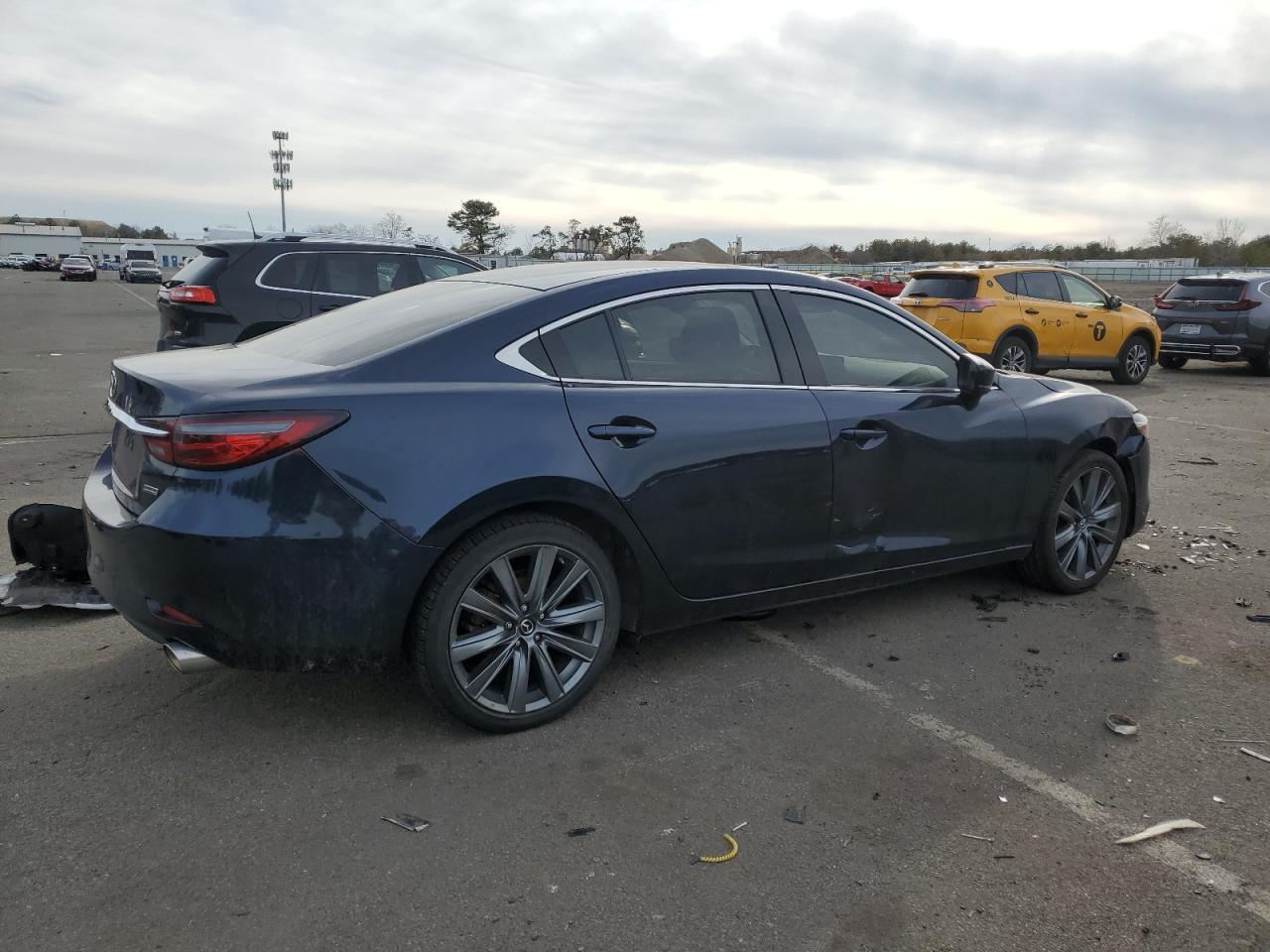 2018 Mazda 6 VIN JM1GL1VM6J1334651 Copart auction photo, rear end / front end damage thumbnail 3