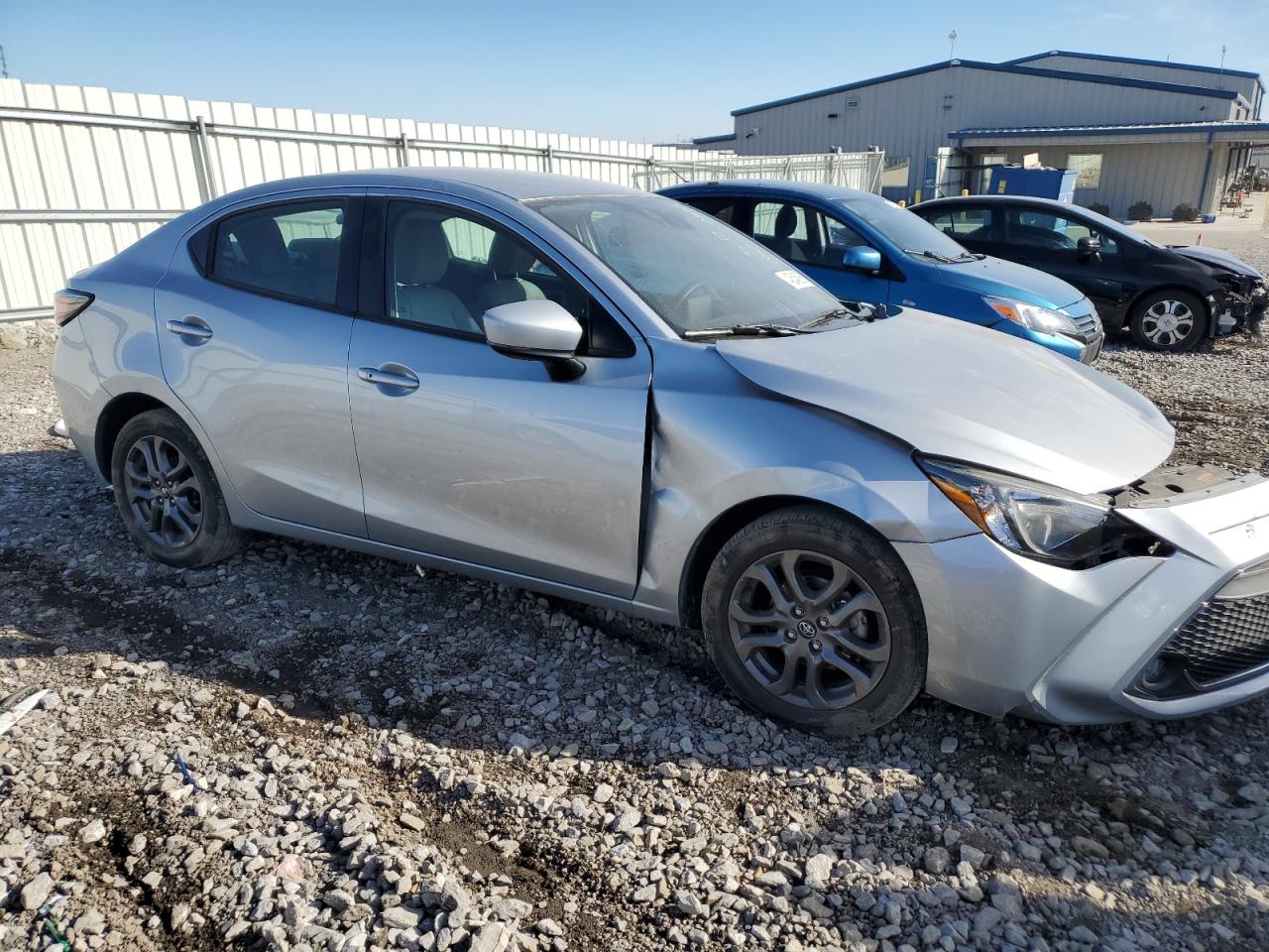 2019 Toyota Yaris VIN 3MYDLBYV4KY503884 Copart auction photo, front end damage thumbnail 4