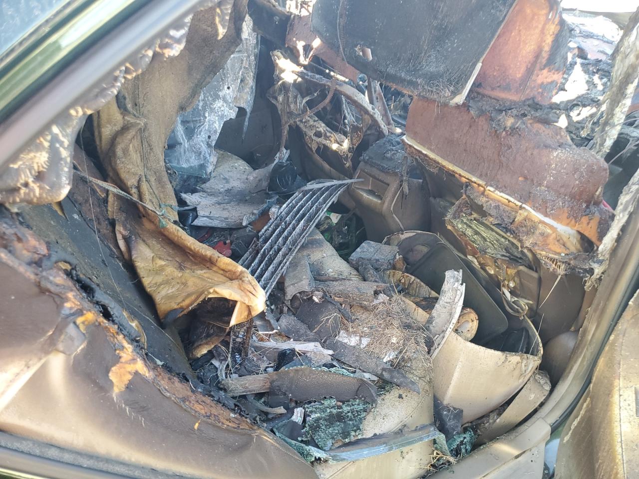 2011 Toyota Camry VIN 4T1BF3EKXBU723736 Copart auction photo, burn damage thumbnail 10