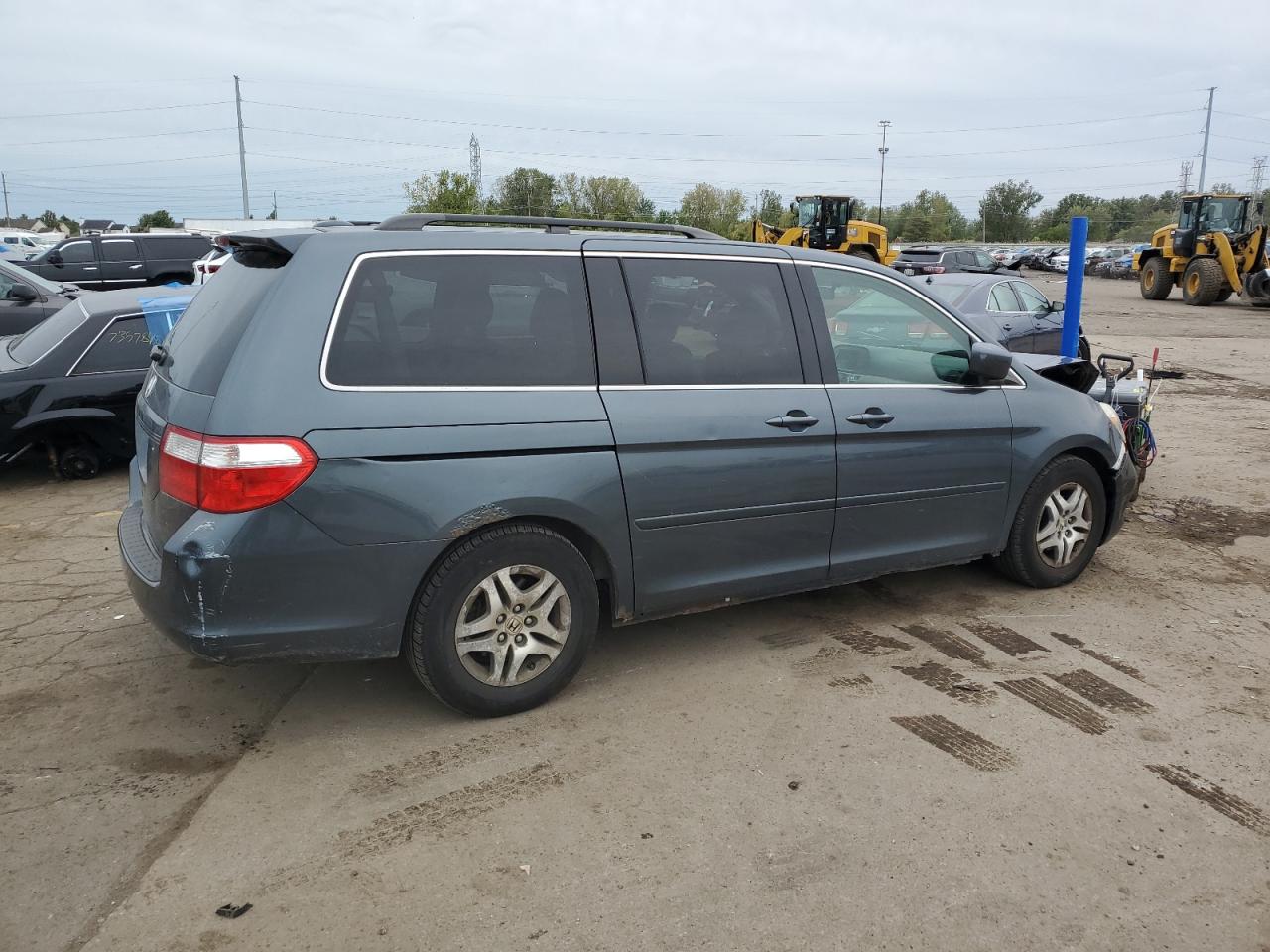 2006 Honda Odyssey VIN 5FNRL38726B447828 Copart auction photo, front end damage thumbnail 3