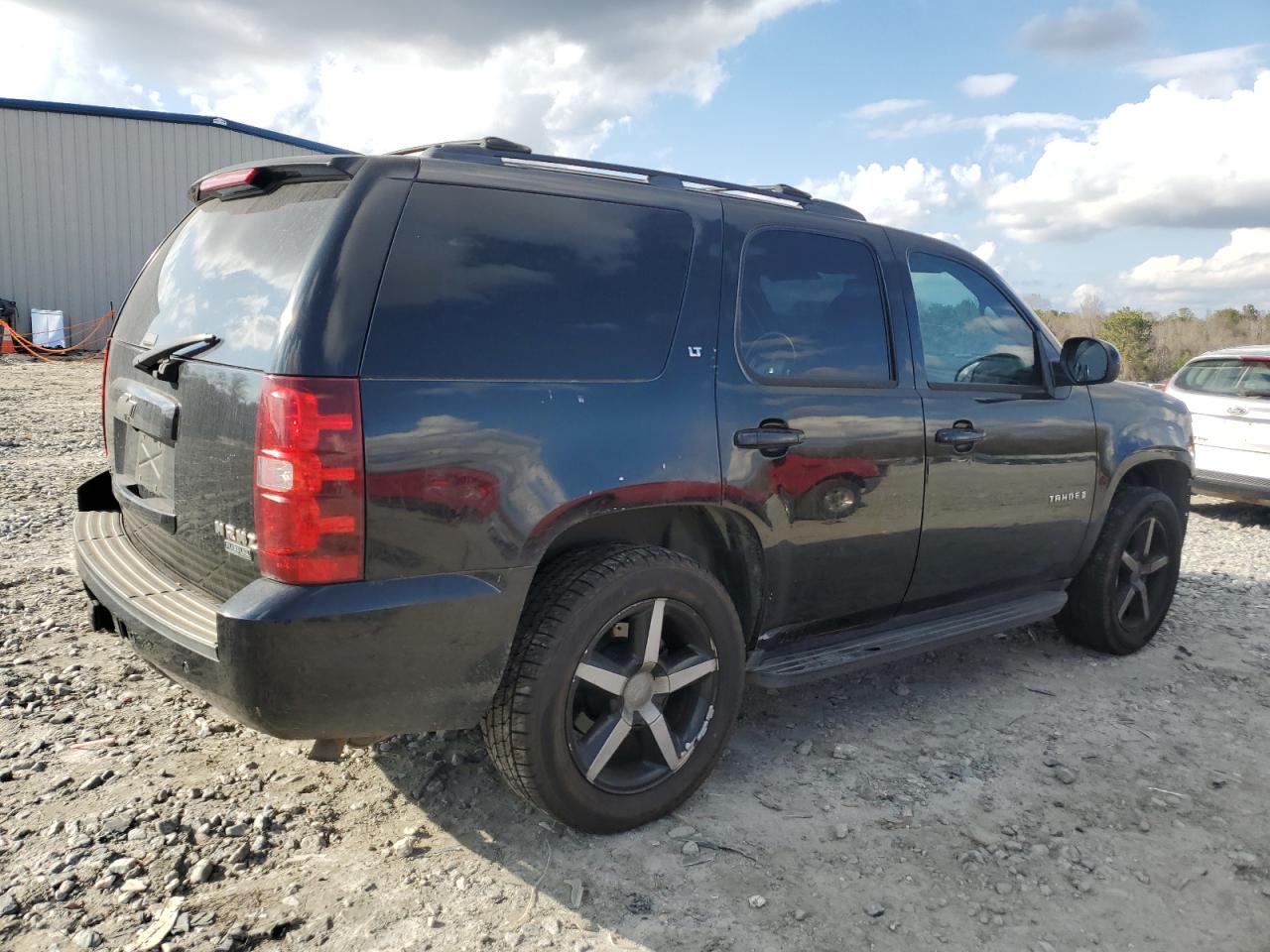 2009 Chevrolet Tahoe VIN 1GNFC23049R159970 Copart auction photo, front end damage thumbnail 3