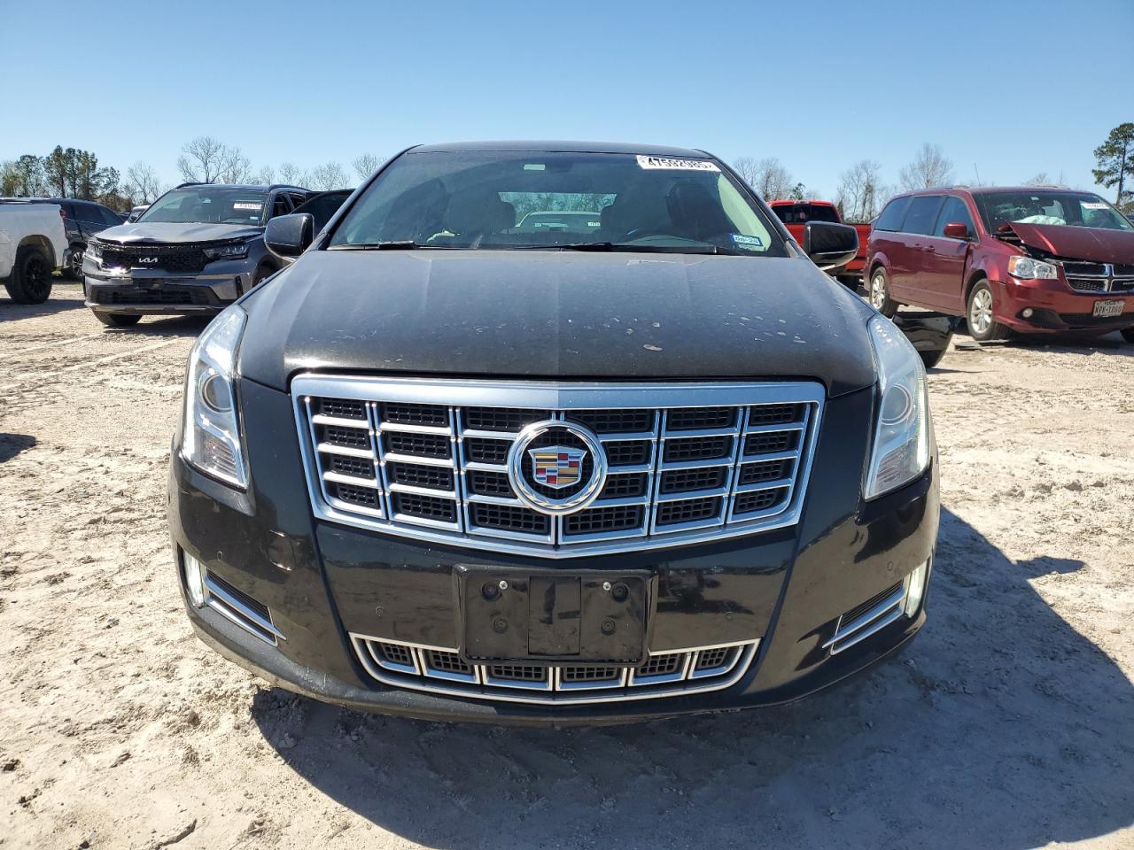 2014 Cadillac XTS VIN 2G61M5S39E9298965 Copart auction photo, rear end / minor dent/scratches damage thumbnail 5