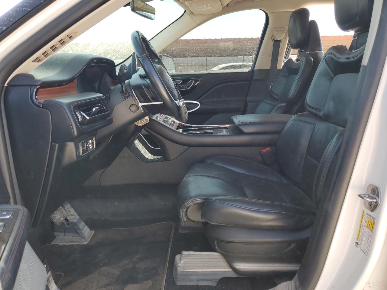 2020 Lincoln Aviator VIN 5LM5J7WC7LGL23530 Copart auction photo, water/flood damage thumbnail 7