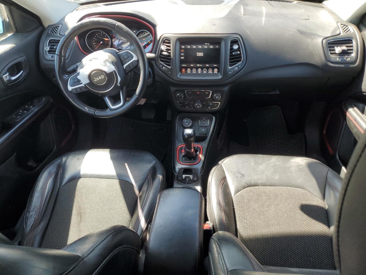 2019 Jeep Compass VIN 3C4NJDDB5KT721474 Copart auction photo, side / front end damage thumbnail 8