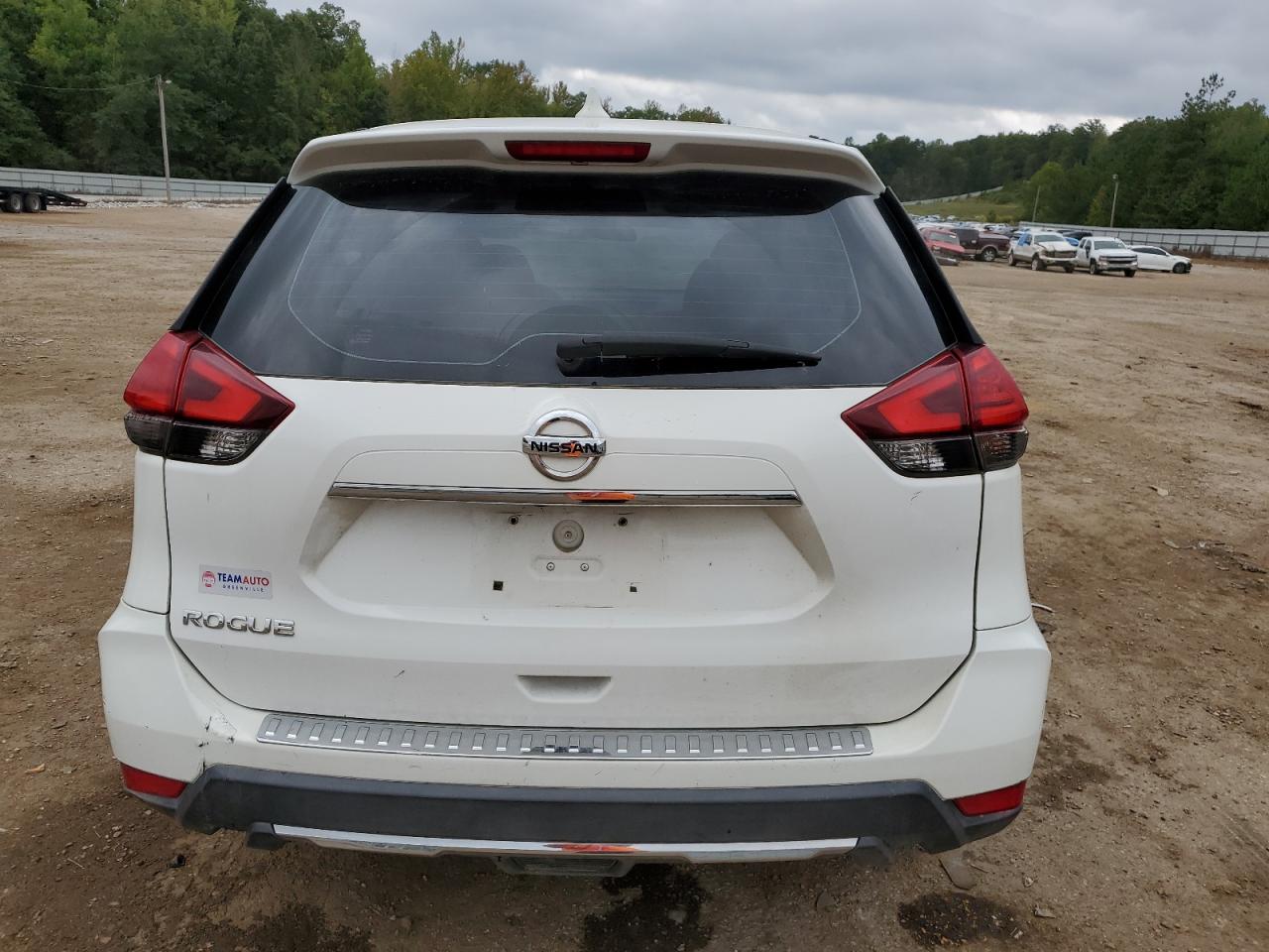 2017 Nissan Rogue VIN 5N1AT2MT4HC745092 Copart auction photo, front end / side damage thumbnail 6