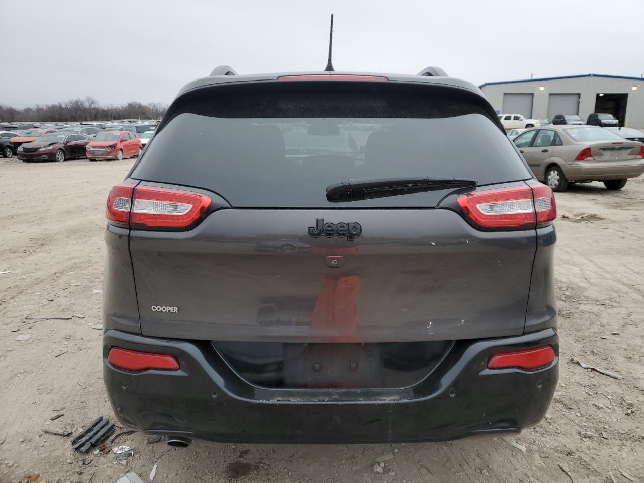 2018 Jeep Grand Cherokee VIN 1C4PJLCB3JD588173 Copart auction photo, front end / minor dent/scratches damage thumbnail 6