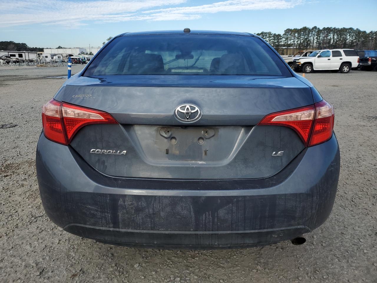2018 Toyota Corolla VIN 2T1BURHE4JC042423 Copart auction photo, front end damage thumbnail 6