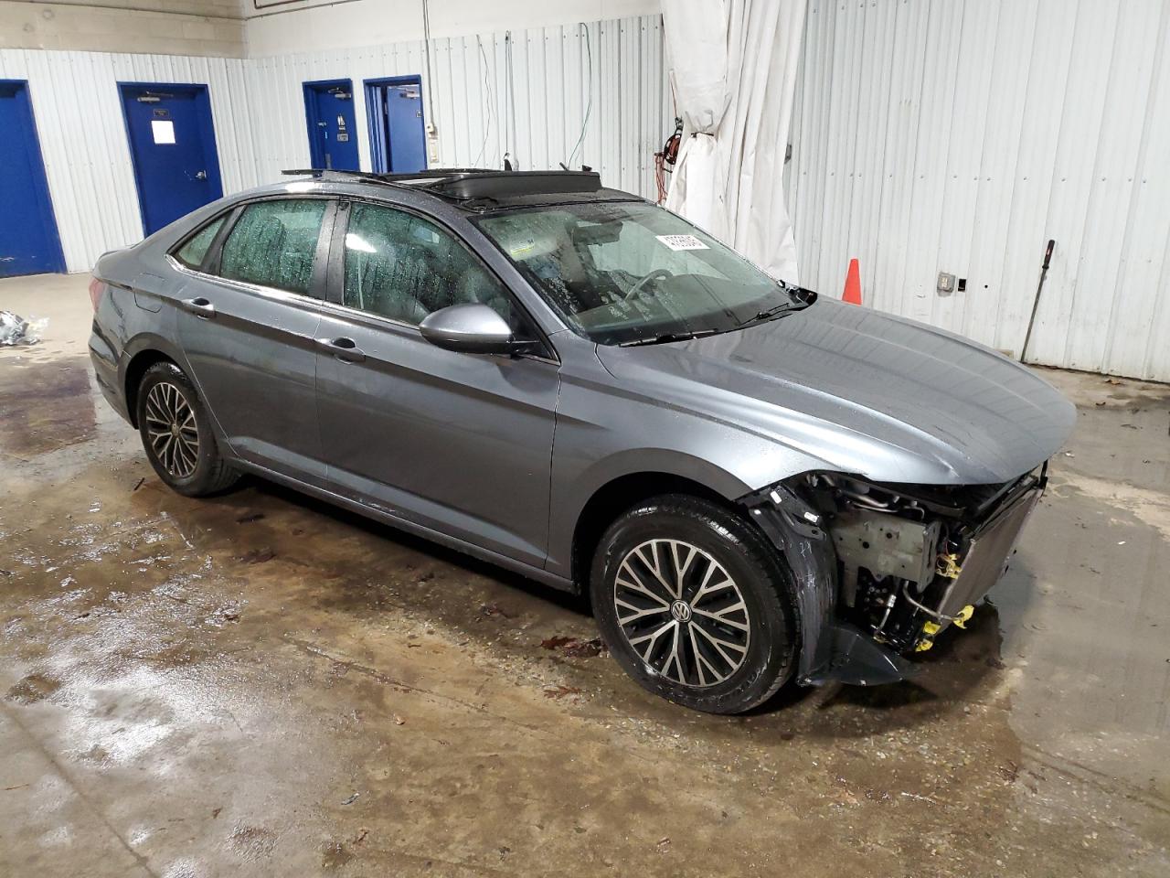 2021 Volkswagen Jetta VIN 3VWC57BUXMM044319 Copart auction photo, front end / all over damage thumbnail 4