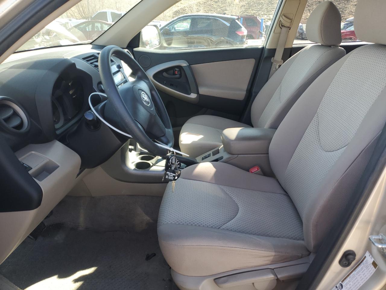 2007 Toyota RAV 4 VIN JTMBD33V675058231 Copart auction photo, front end damage thumbnail 7