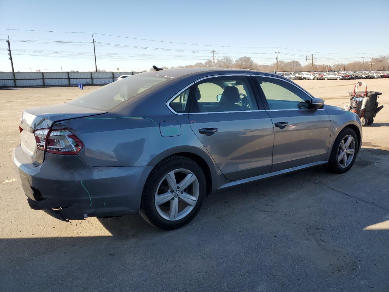 2015 Volkswagen Passat VIN 1VWAT7A39FC078701 Copart auction photo, rear end / front end damage thumbnail 3
