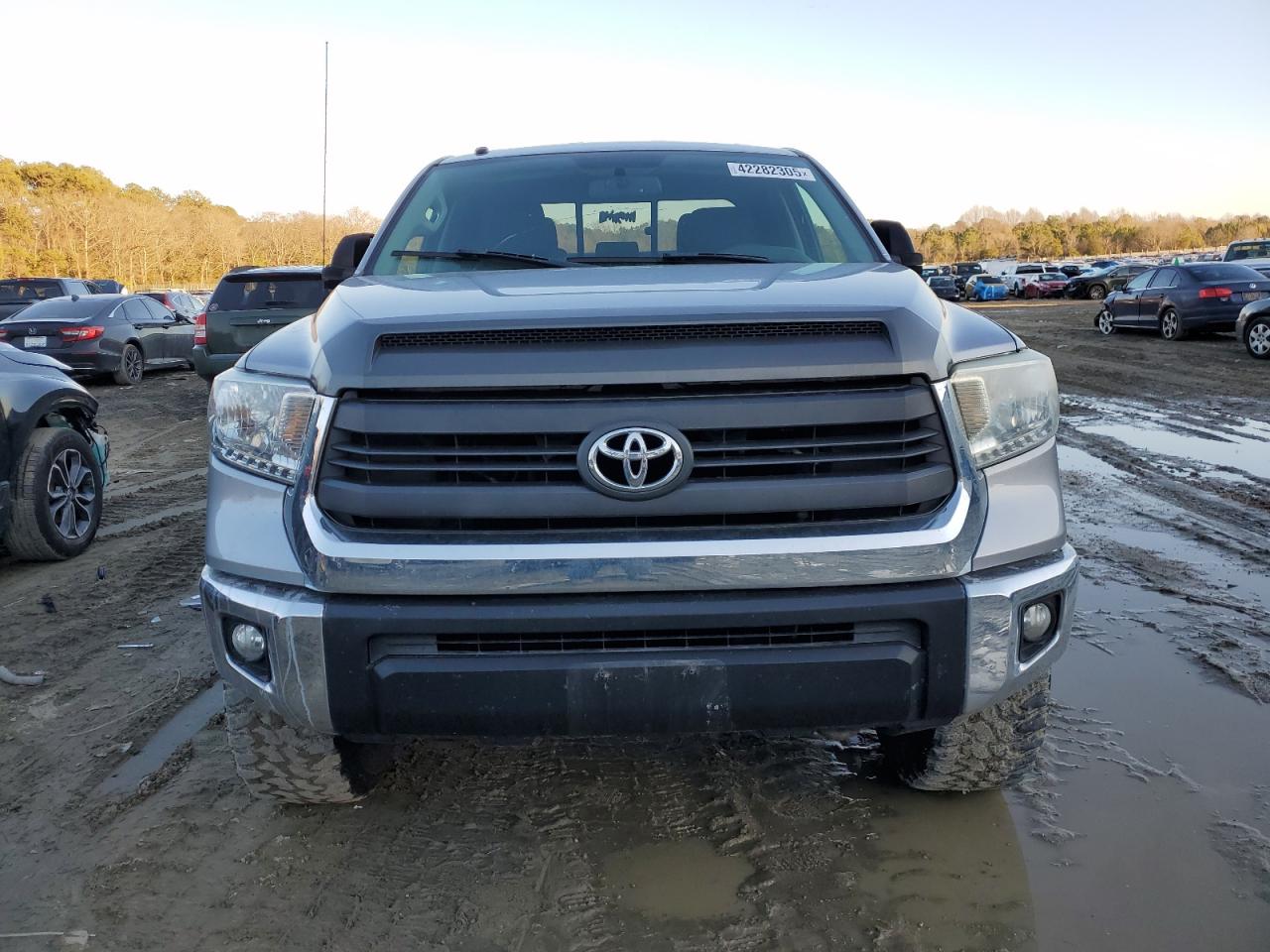 2015 Toyota Tundra VIN 5TFUY5F13FX416941 Copart auction photo, side damage thumbnail 5