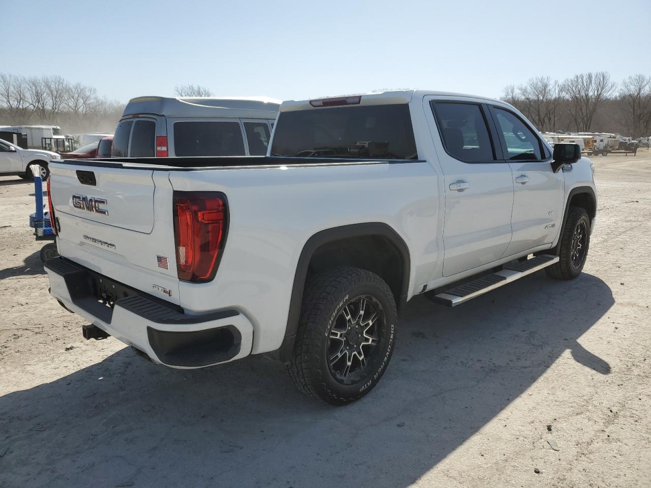 2021 GMC Sierra VIN 3GTP9EED9MG346062 Copart auction photo, normal wear damage thumbnail 3