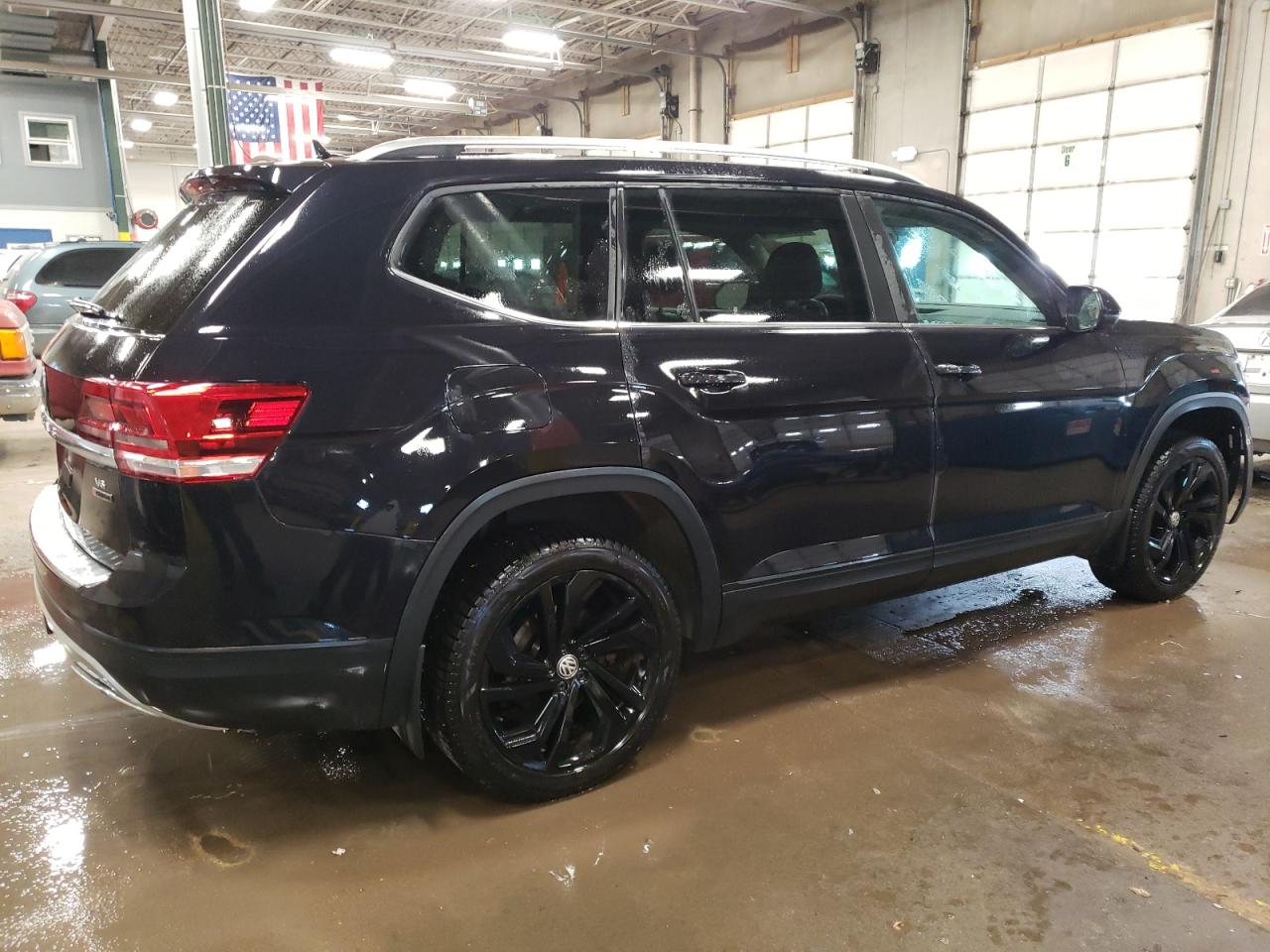 2019 Volkswagen Atlas VIN 1V2UR2CA0KC622962 Copart auction photo, front end / minor dent/scratches damage thumbnail 3