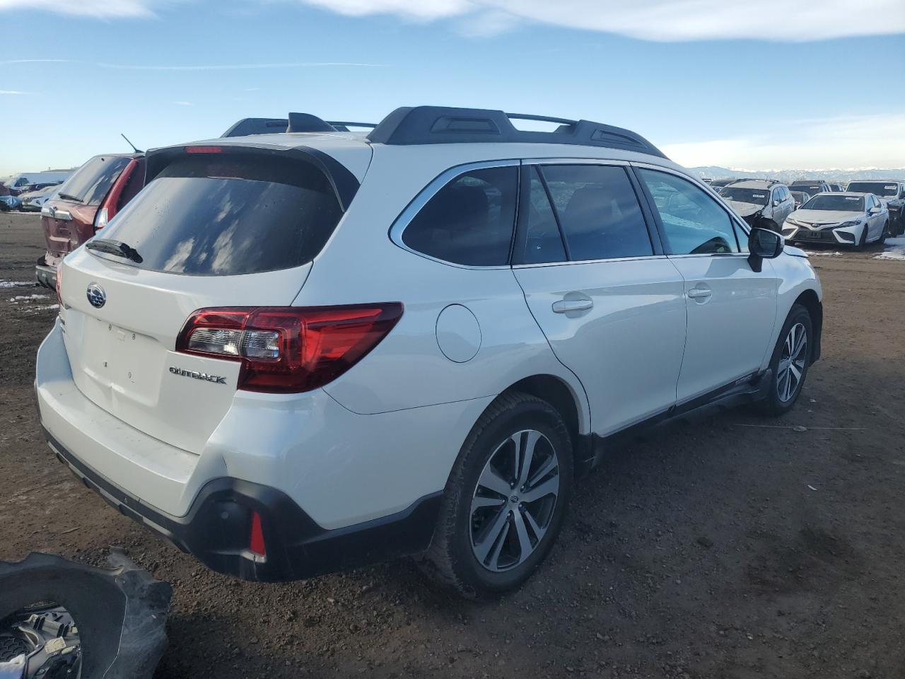2018 Subaru Outback VIN 4S4BSANC6J3357691 Copart auction photo, front end damage thumbnail 3