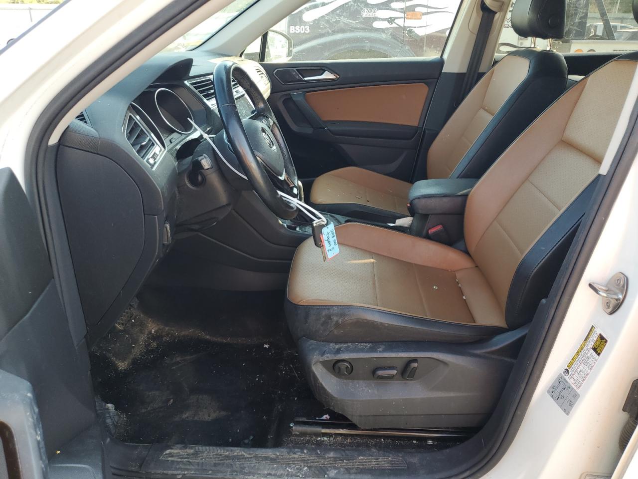 2018 Volkswagen Tiguan VIN 3VV2B7AX7JM002349 Copart auction photo, all over damage thumbnail 7